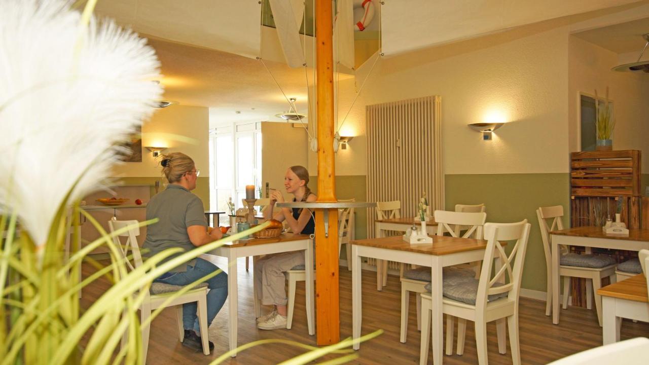 F-1010 Strandhaus Moenchgut Bed&Breakfast Dz 27 Terrasse, Strandnah, Inkl Fruehstueck Lobbe Exteriör bild